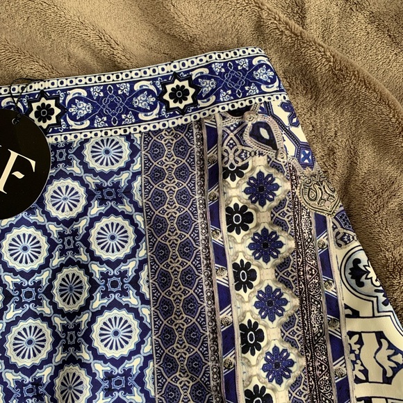 White Fox Arella Skirt - Picture 3 of 5